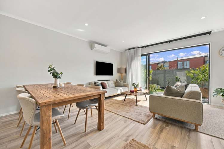 8 Roundel Crescent Whenuapai_7