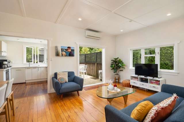 6 Phyllis Street 1727_2
