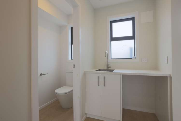 31 Wainuiomata Road_3