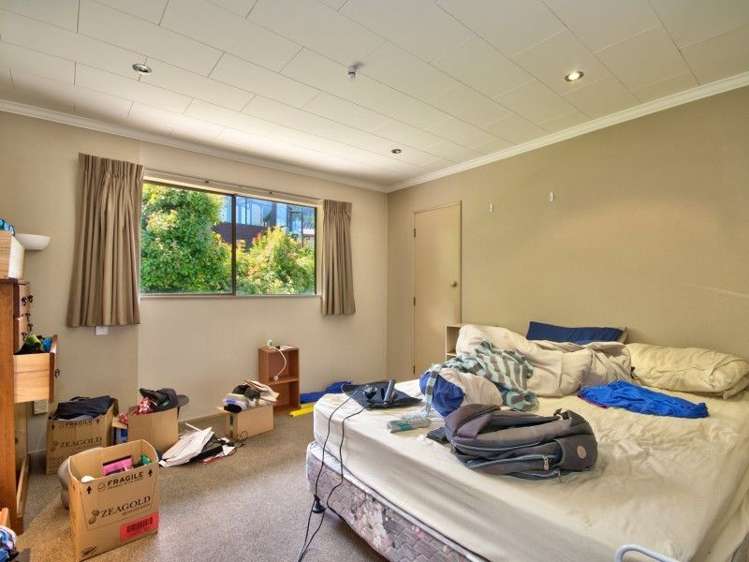 7 Greenstone Place Fernhill/Sunshine Bay_9