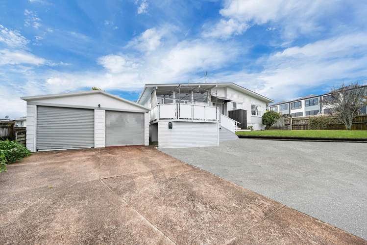 8 Malvina Place Bucklands Beach_18