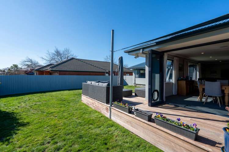 2 Mullion Lane Burwood_16
