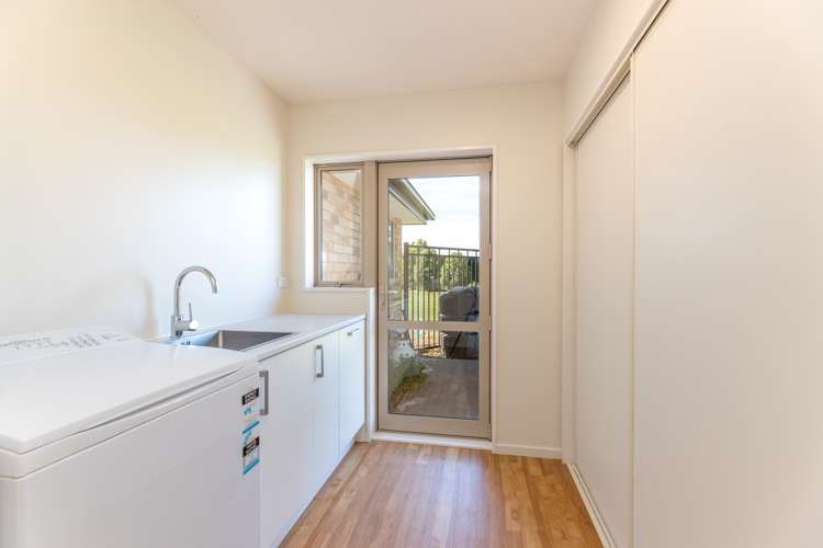 2/186 Knights Road Rolleston_14