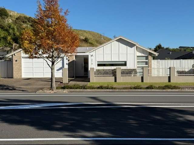 Beautiful Ex-Show Home