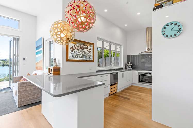 1248 Sandspit Road Sandspit_7