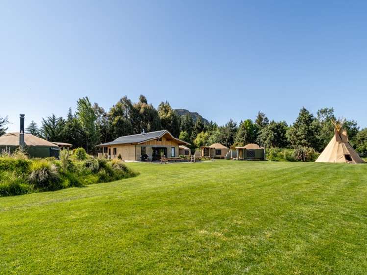 79 Riverbank Road Wanaka_17