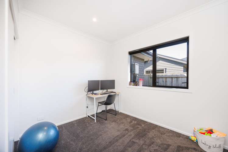 29 Sardinia Grove Fitzherbert_21