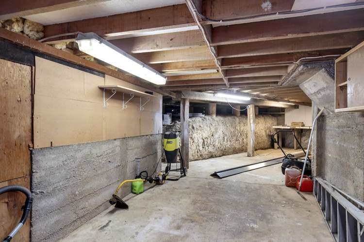 123 District Road Green Island_15