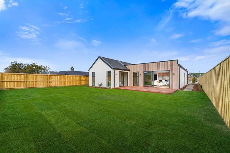 22 Greenslade Drive Lincoln_29