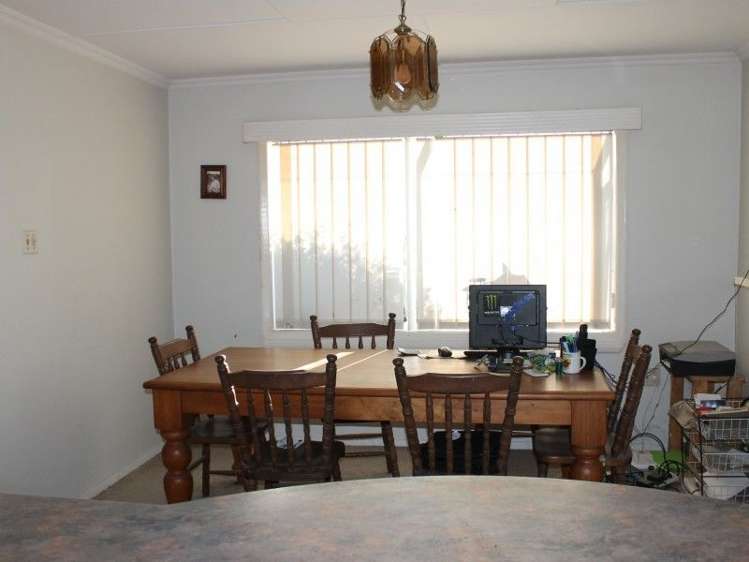 10 Costley Street Carterton_6