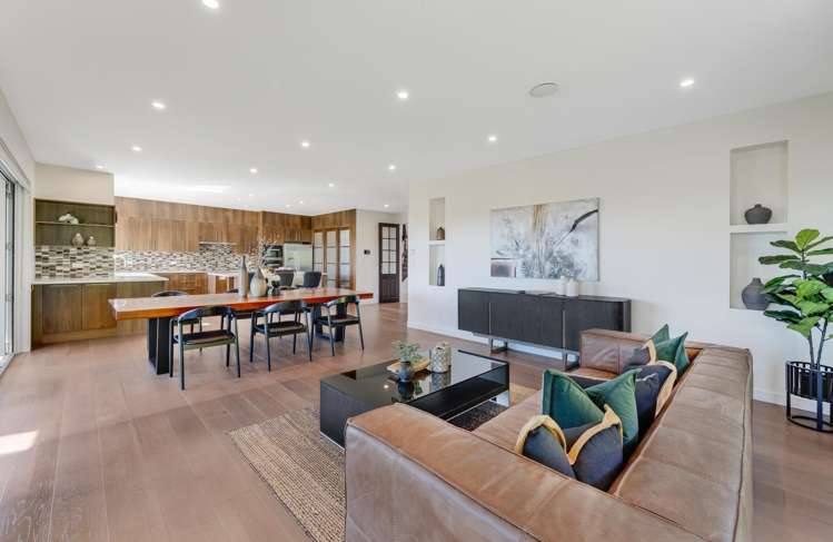 80 Chateau Rise Flat Bush_54