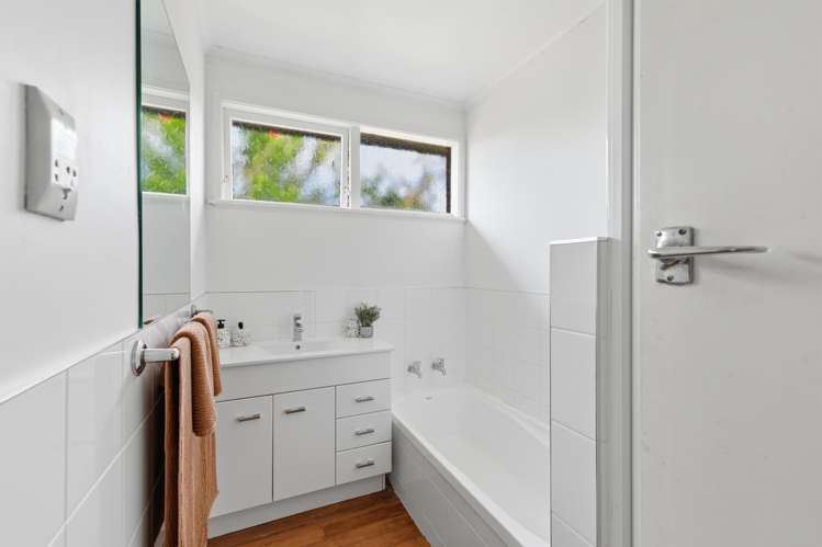 11 Dysart Road Otumoetai_13