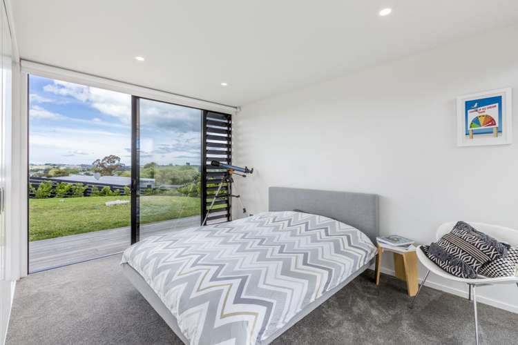 10 Laly Haddon Place Matakana_19