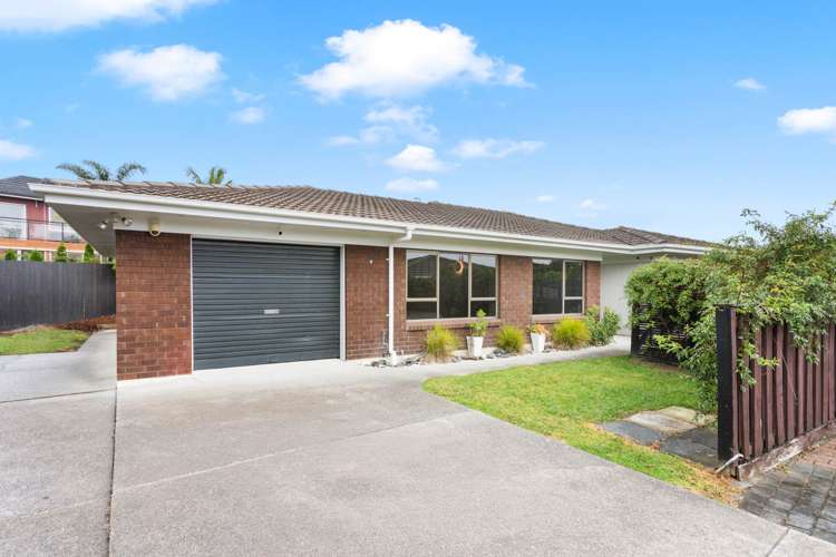 2/38 Miltonia Avenue_0