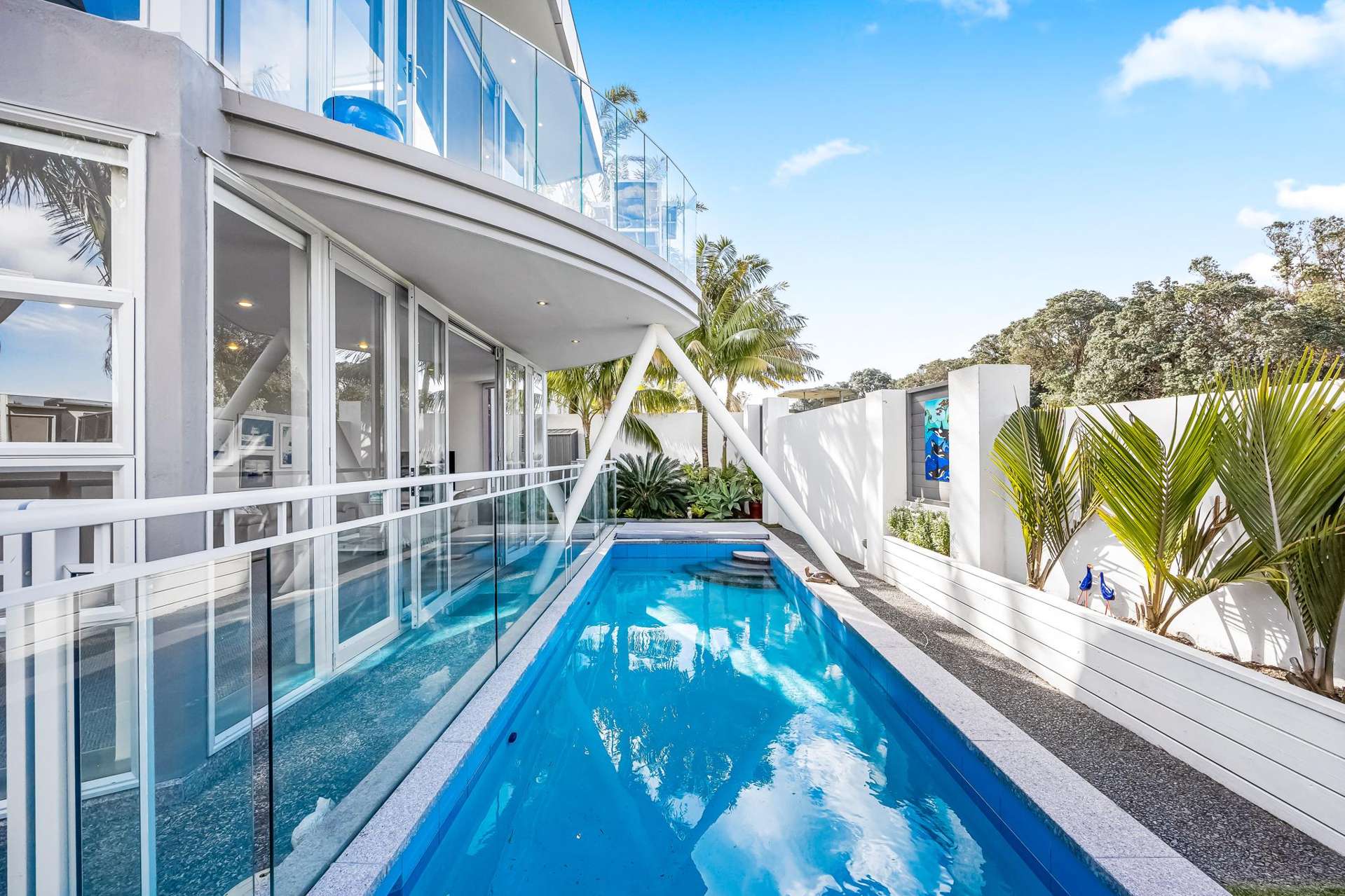 127 Beach Road Castor Bay_0