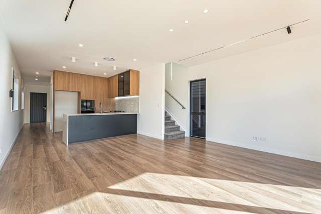 325 Te Taruna Drive Milldale_2