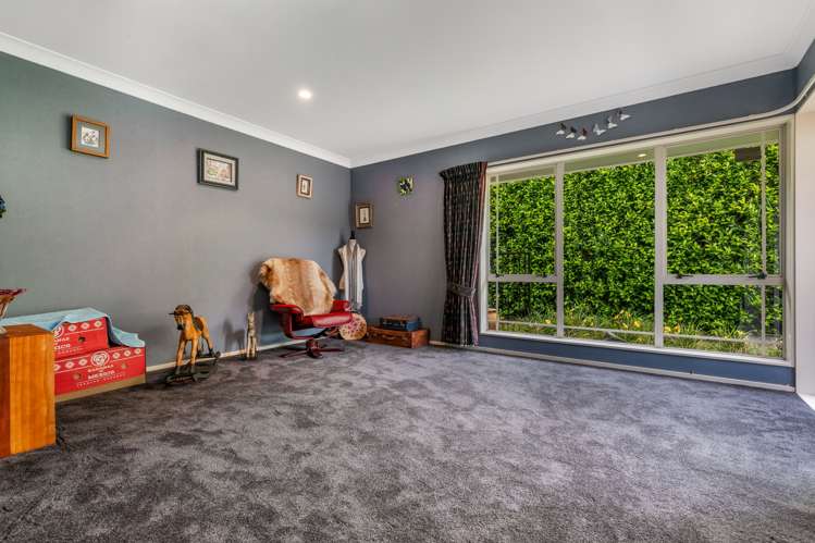 16 Aristoy Close Conifer Grove_14