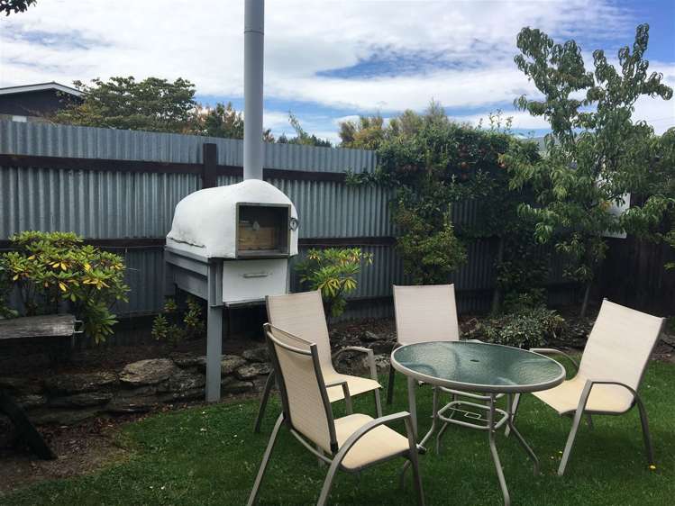 98 Russell Street Alexandra_2