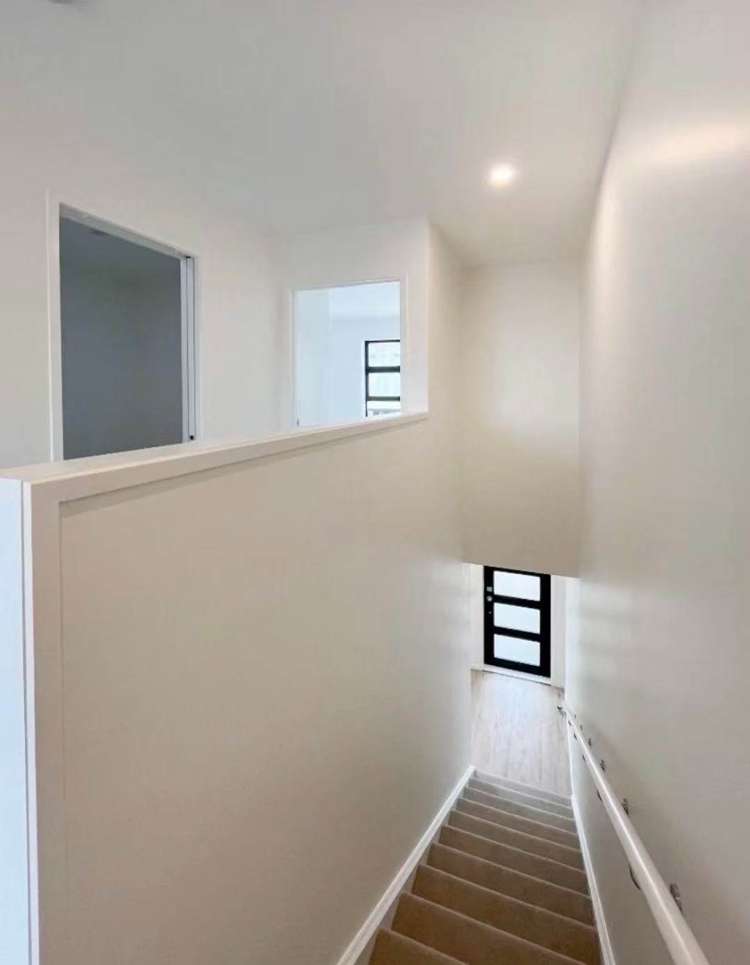 58 Rauemi Way Te Atatu South_6