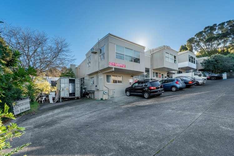 1 & 2/27 Ashfield Road Wairau Valley_2