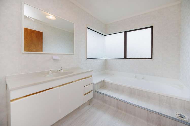 1 Airport Drive Milson_19