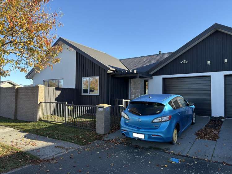 7 Farnborough Way 11103_9