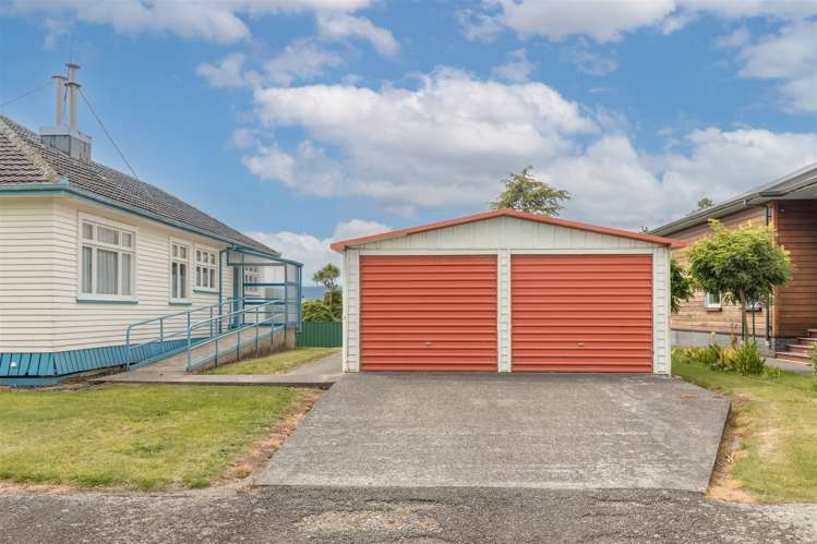 28 The Esplanade Westport_18