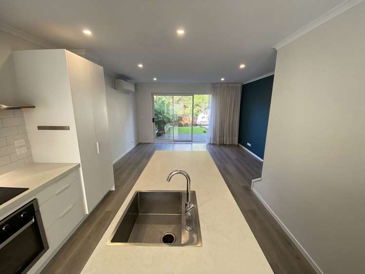 6 Orowaru Avenue Massey_4