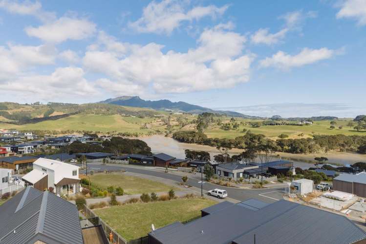 3 Omahina Street Raglan_3