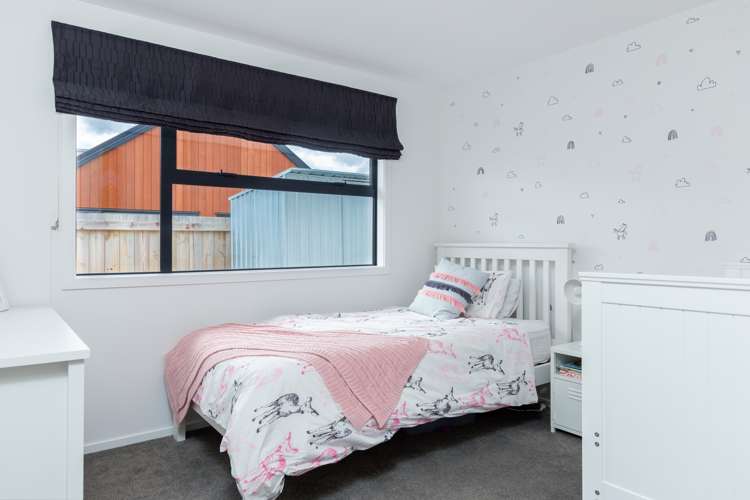 29 Corsair Crescent Burleigh_12