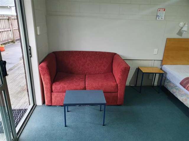 2/3 Mangati Road Bell Block_3