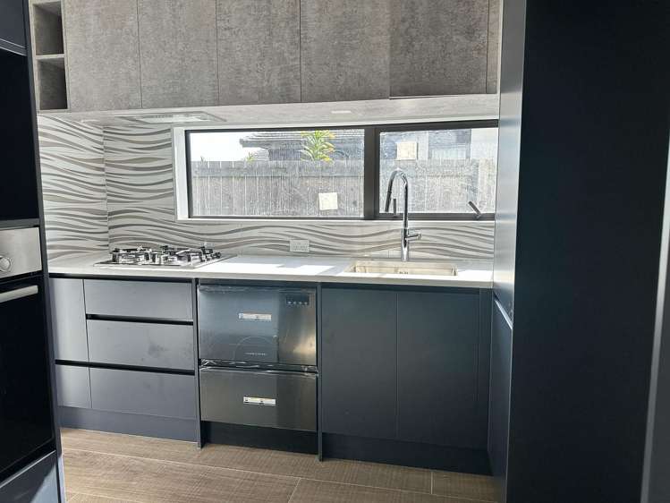 27 Raymond Grace Avenue Huapai_7