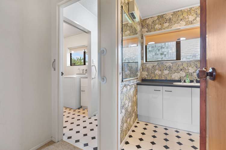 256 Tukapa Street Hurdon_17