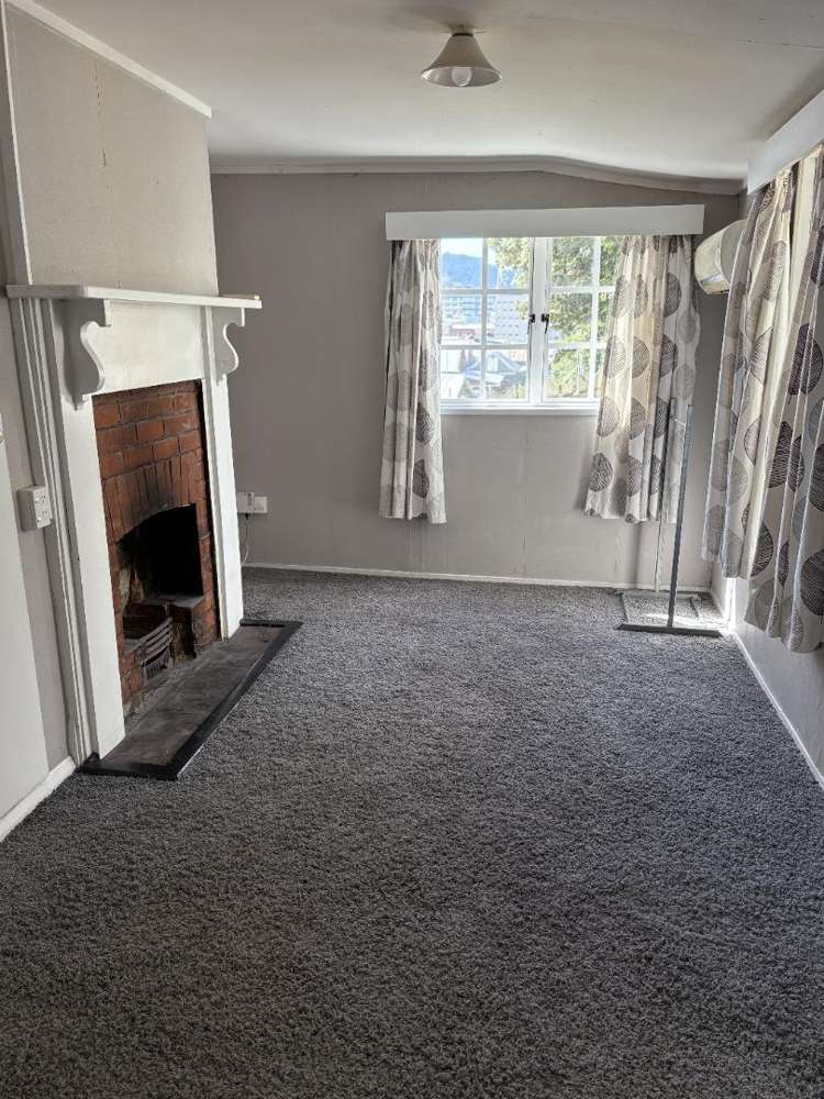 107 Maclaggan Street 2202_2