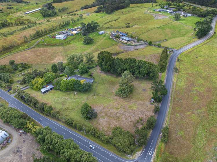 414 Kaipara Coast Highway Helensville_69