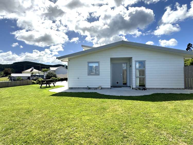 142 Eddystone Street Kaitangata Clutha Houses for Sale One Roof