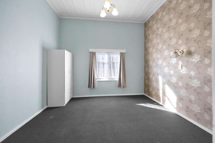 38 Vogel Street Hawera_6