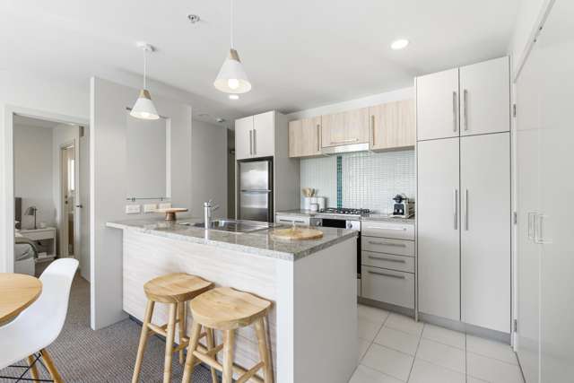 303/4 Wagener Place Mount Albert_3