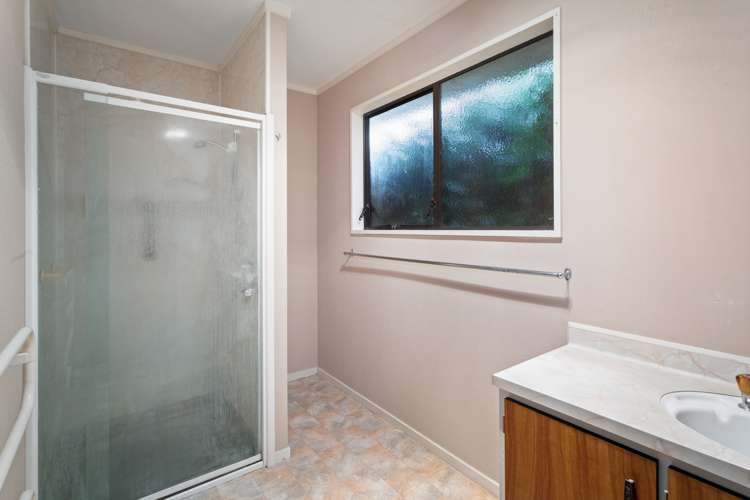 9 Pohutukawa Drive Athenree_12