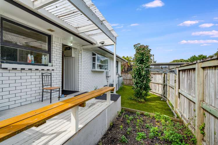 21 Saxbys Road Glenview_13