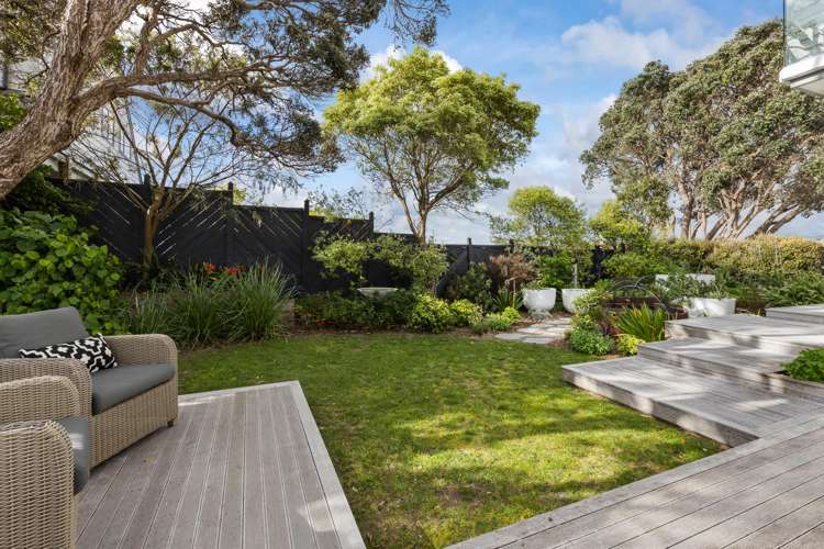 5 Wharemauku Road Raumati Beach_24