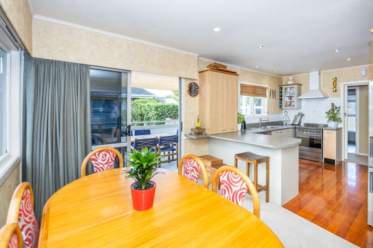 5 Jennifer Place Chartwell_5