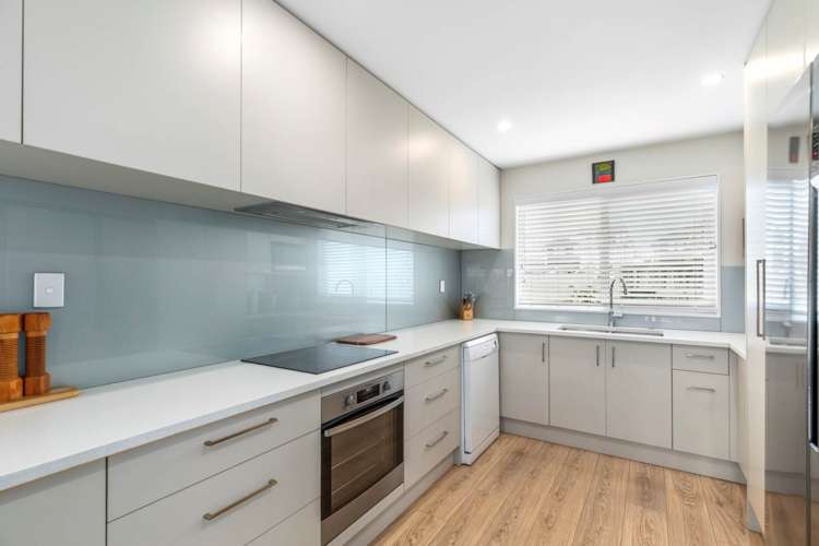 16a Karamu Street Te Atatu Peninsula_9