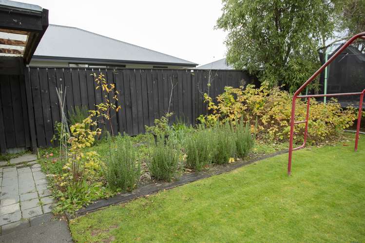 97 Racecourse Road Allenton_24