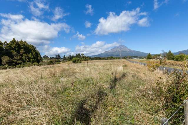 STREAM BOUNDARY, MOUNTAIN VIEWS!