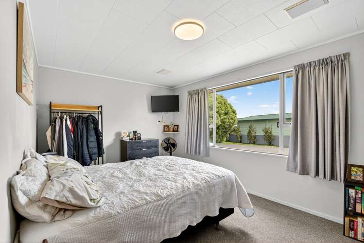 23 Ryan Crescent Greenmeadows_9