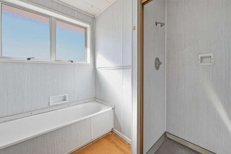 1 Hinau Street Pukehangi_11