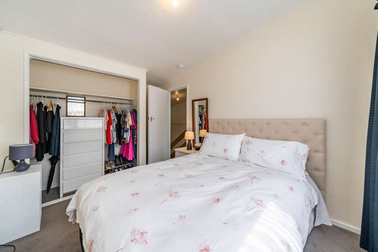 4/23 Collins Avenue Tawa_9