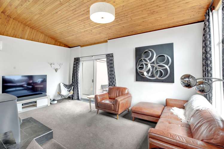 11a Larch Place Casebrook_12