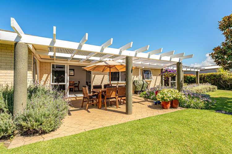 13 Norfolk Drive Otamatea_21